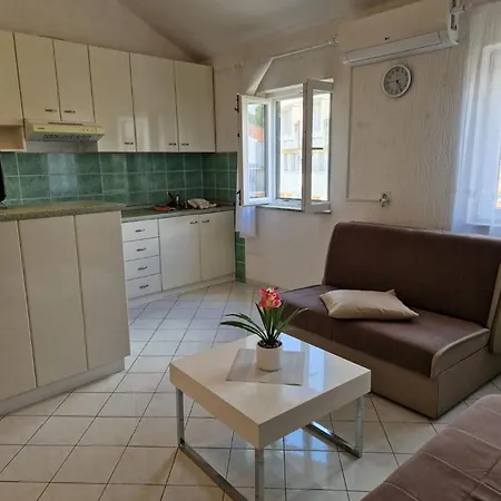 One Bedroom Rale Apartment Biograd Na Moru